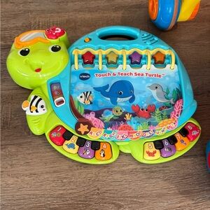 VTech Touch & Teach Sea Turtle - Green and Blue Learning Toy